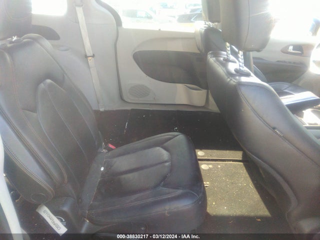 2C4RC1BG4KR555377 Chrysler Pacifica Touring L