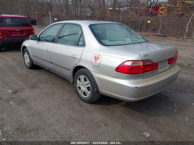 1998 HONDA ACCORD LX V6 VIN: 1HGCG1643WA033765