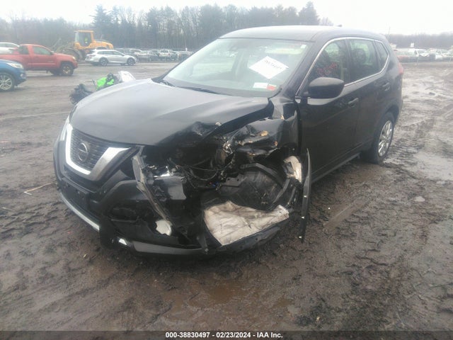 Nissan ROGUE S 2019 5N1AT2MV9KC833788 Image 2