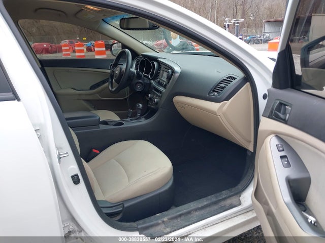 KIA Optima Lx 2014 5XXGM4A74EG277617 Image 5