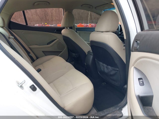 KIA Optima Lx 2014 5XXGM4A74EG277617 Image 8