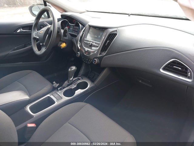 Chevrolet Cruze Lt Auto 2018 1G1BE5SM7J7195720 Image 5