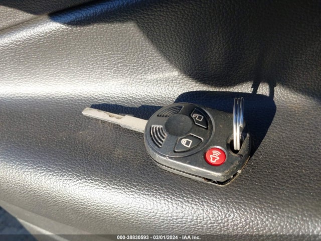 Ford ESCAPE SE 2017 1FMCU9GD9HUC70326 Image 11