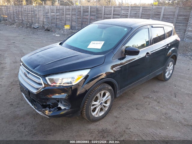 Ford ESCAPE SE 2017 1FMCU9GD9HUC70326 Image 2