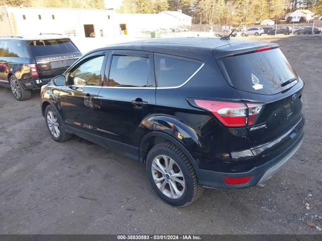 Ford ESCAPE SE 2017 1FMCU9GD9HUC70326 Image 3