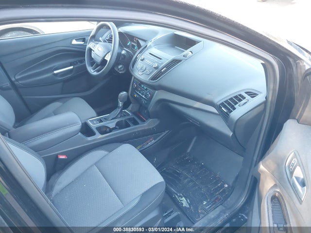 Ford ESCAPE SE 2017 1FMCU9GD9HUC70326 Image 5