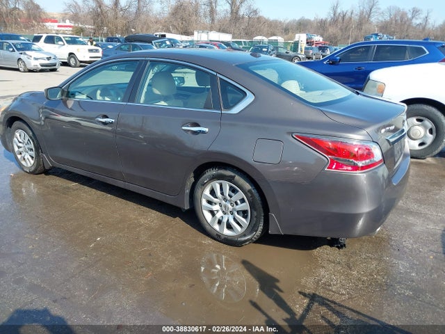 Nissan Altima 2.5 S 2015 1N4AL3AP3FC258292 Image 3