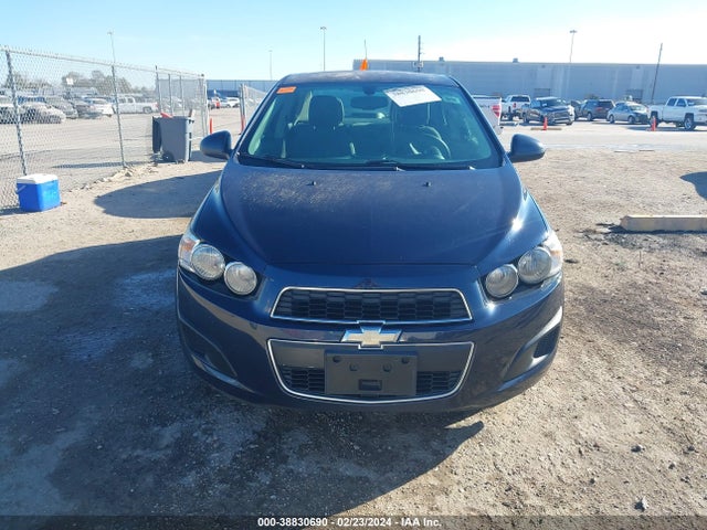 Chevrolet Sonic Lt Auto 2015 1G1JC5SH8F4155871 Image 12