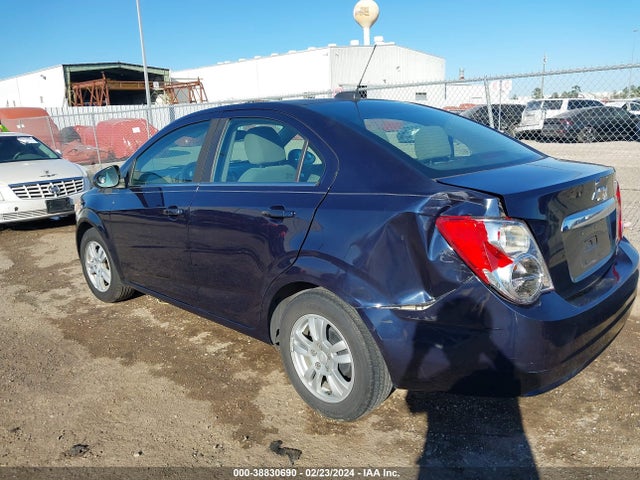 Chevrolet Sonic Lt Auto 2015 1G1JC5SH8F4155871 Image 3