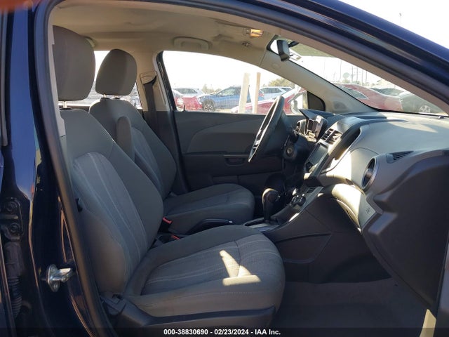 Chevrolet Sonic Lt Auto 2015 1G1JC5SH8F4155871 Image 5