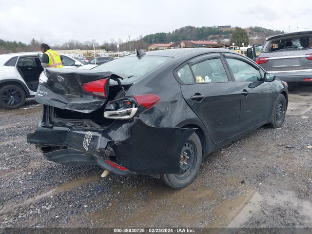 KIA FORTE LX 2017 3KPFK4A71HE102627 Image 4