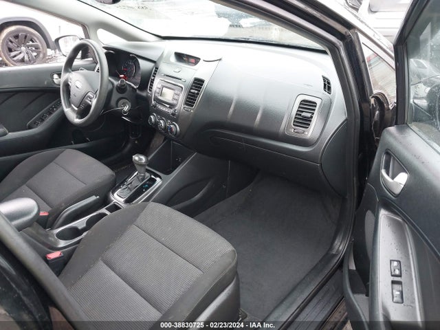 KIA FORTE LX 2017 3KPFK4A71HE102627 Image 5