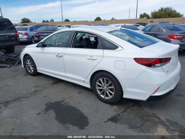 Hyundai SONATA SE 2019 5NPE24AF4KH776079 Image 13