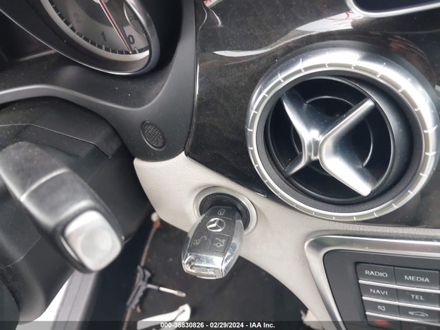 Mercedes-Benz CLA 250 2015 WDDSJ4EB4FN239981 Image 11
