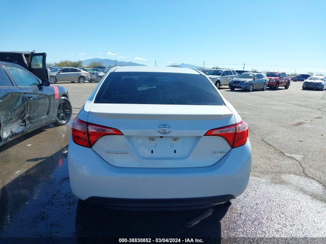 Toyota Corolla Le Eco 2018 5YFBPRHE2JP812576 Image 17