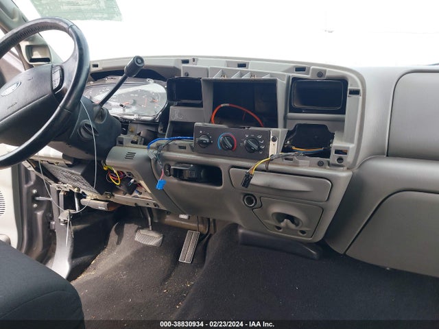 2004 FORD F-250 VIN: 1FTNW20P84EA15089