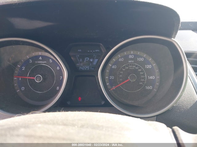 2014 HYUNDAI ELANTRA SE VIN: KMHDH4AE4EU104482