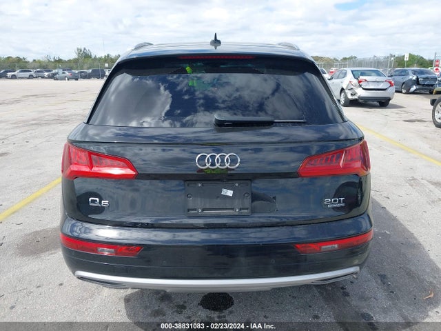 Audi Q5 Premium Plus 2018 WA1BNAFY1J2125828 Image 16