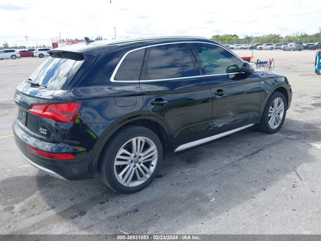 Audi Q5 Premium Plus 2018 WA1BNAFY1J2125828 Image 4