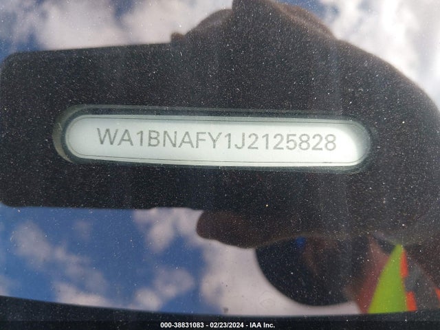 Audi Q5 Premium Plus 2018 WA1BNAFY1J2125828 Image 9