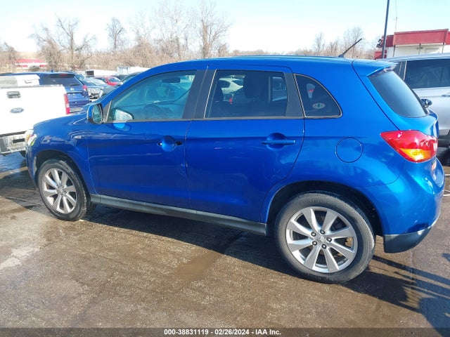 4A4AP3AWXFE050249 Mitsubishi Outlander Sport Es