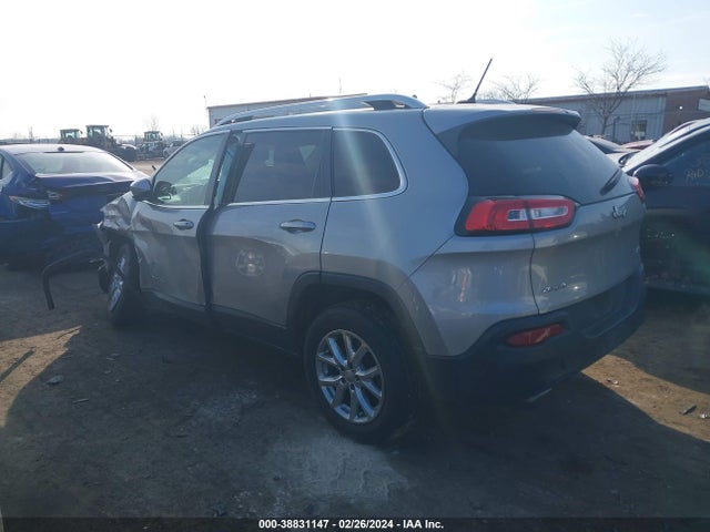 Jeep Cherokee Latitude 2016 1C4PJMCS2GW181321 Image 3