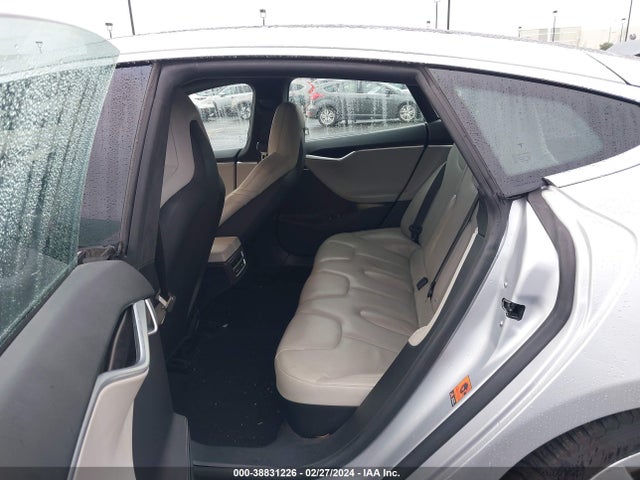 Tesla Model S 60/70/75/85 2016 5YJSA1E18GF153315 Image 8