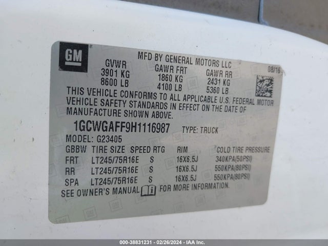 Chevrolet Express 2500 Work Van 2017 1GCWGAFF9H1116987 Image 9