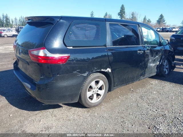 Toyota Sienna L 7 Passenger 2015 5TDZK3DC6FS601832 Image 4