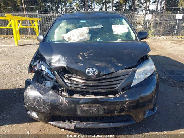 Toyota Sienna L 7 Passenger 2015 5TDZK3DC6FS601832 Image 6