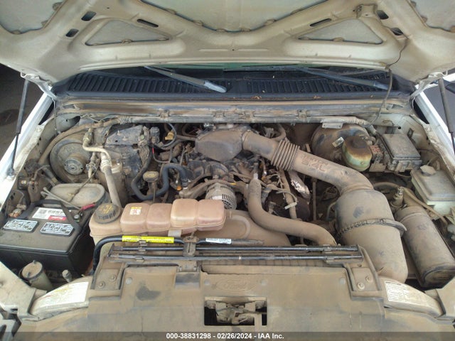 2000 Ford F-250 Lariat/xl/xlt მანქანა იყიდება აუქციონზე, vin: 1FTNF20L4YED15716, აუქციონის ნომერი: 38831298