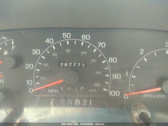 2000 Ford F-250 Lariat/xl/xlt მანქანა იყიდება აუქციონზე, vin: 1FTNF20L4YED15716, აუქციონის ნომერი: 38831298