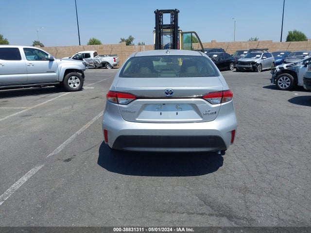 Toyota Corolla Hybrid Le 2024 JTDBCMFE1R3041789 Image 17