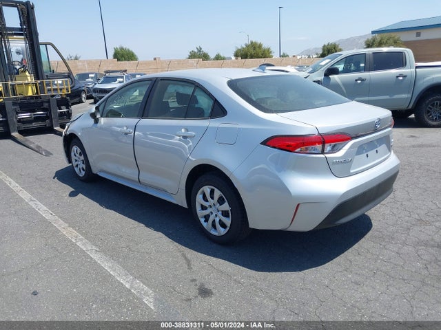 Toyota Corolla Hybrid Le 2024 JTDBCMFE1R3041789 Image 3