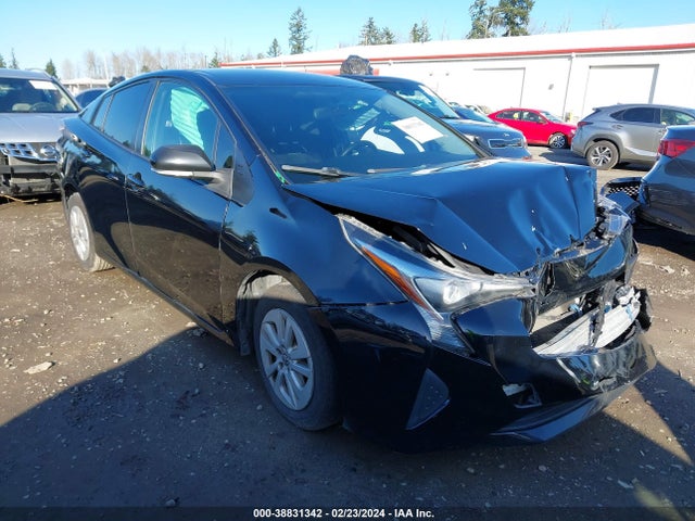 Toyota Prius Two 2016 JTDKBRFU2G3513695 Image 1