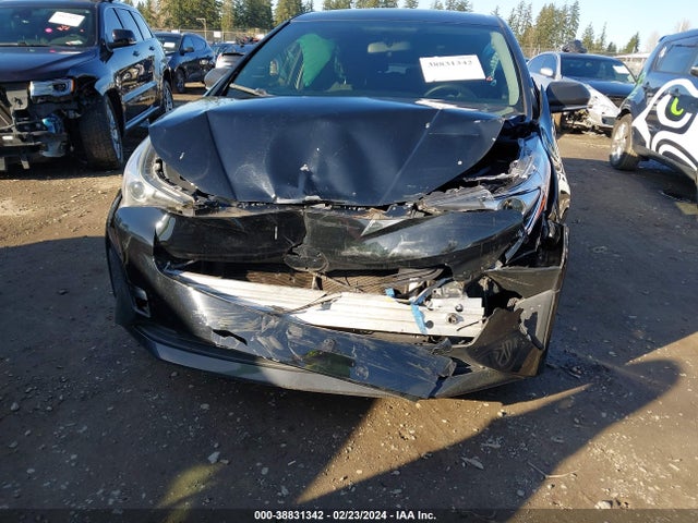 Toyota Prius Two 2016 JTDKBRFU2G3513695 Image 6