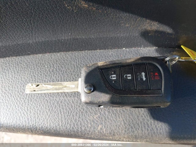Toyota CAMRY LE 2022 4T1C11AK9NU054389 Image 11