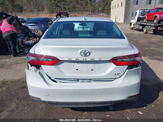 Toyota CAMRY LE 2022 4T1C11AK9NU054389 Image 16