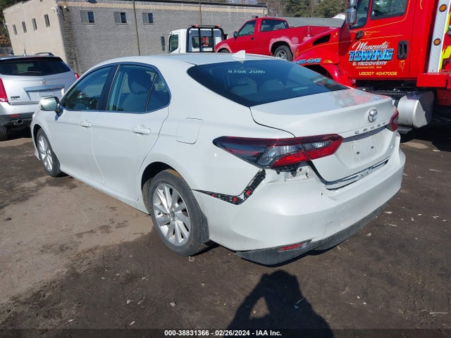 Toyota CAMRY LE 2022 4T1C11AK9NU054389 Image 3