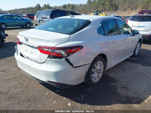 Toyota CAMRY LE 2022 4T1C11AK9NU054389 Image 4