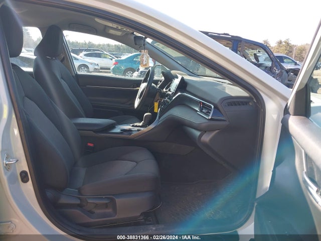 Toyota CAMRY LE 2022 4T1C11AK9NU054389 Image 5