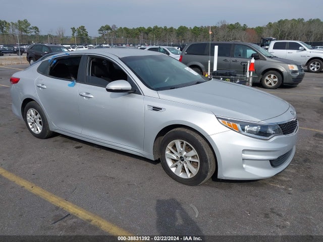 2016 KNAGT4L36G5104120 main image