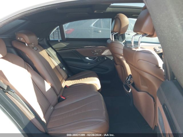 WDDUG8CBXGA250445 Mercedes-Benz S 550