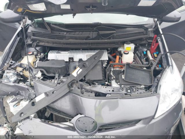 JTDKN3DU4F0466533 Toyota Prius Three