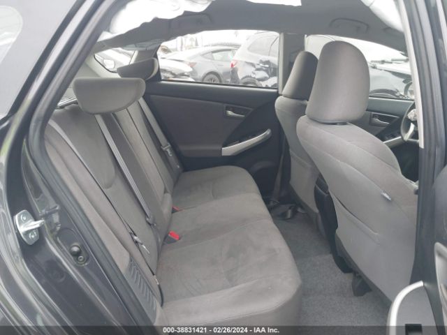 JTDKN3DU4F0466533 Toyota Prius Three