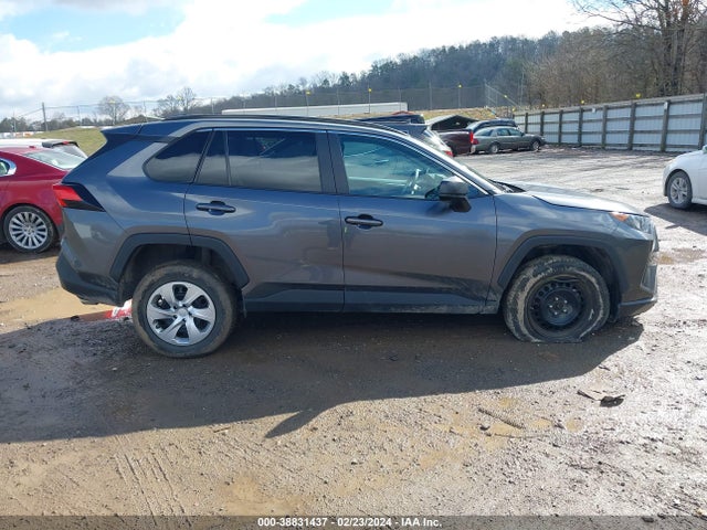 Toyota RAV4 LE 2020 2T3F1RFV1LC107445 Image 13