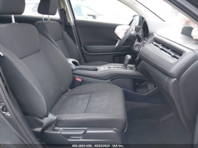 3CZRU5H35JM715260 Honda HR-V LX