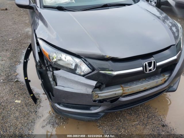 3CZRU5H35JM715260 Honda HR-V LX
