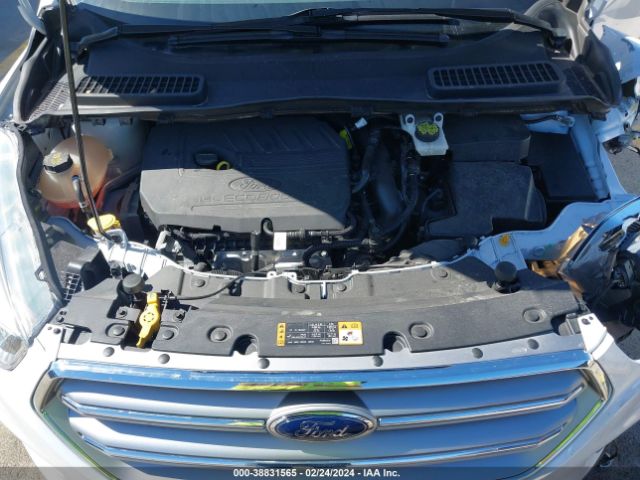 1FMCU0GD3HUA60977 Ford ESCAPE SE