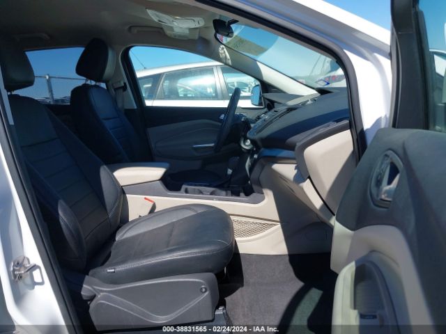 1FMCU0GD3HUA60977 Ford ESCAPE SE